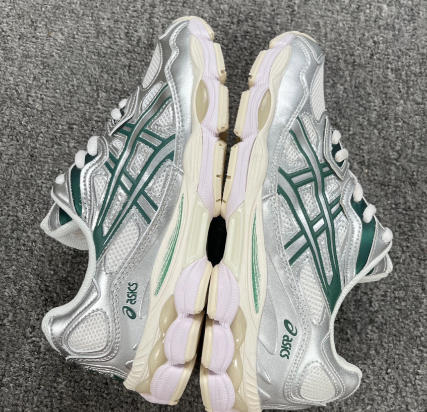 Asics Gel Kayano - 14